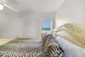 3 chambres, accès au Wi-Fi (inclus), literie fournie