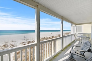Property grounds - Beachfront Condo! West End PCB - Steps to the beach! Harbor Arms #6 - Dog Friendly (Panama City Beach)