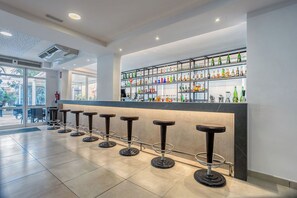 Bar (on property) - Hotel Morlans Garden (Calvia)