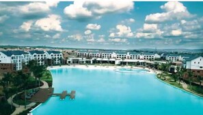 Pool - The Blyde, Crystal Lagoons Pretoria (Pretoria)