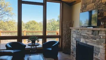 Smart TV, fireplace, DVD player, foosball