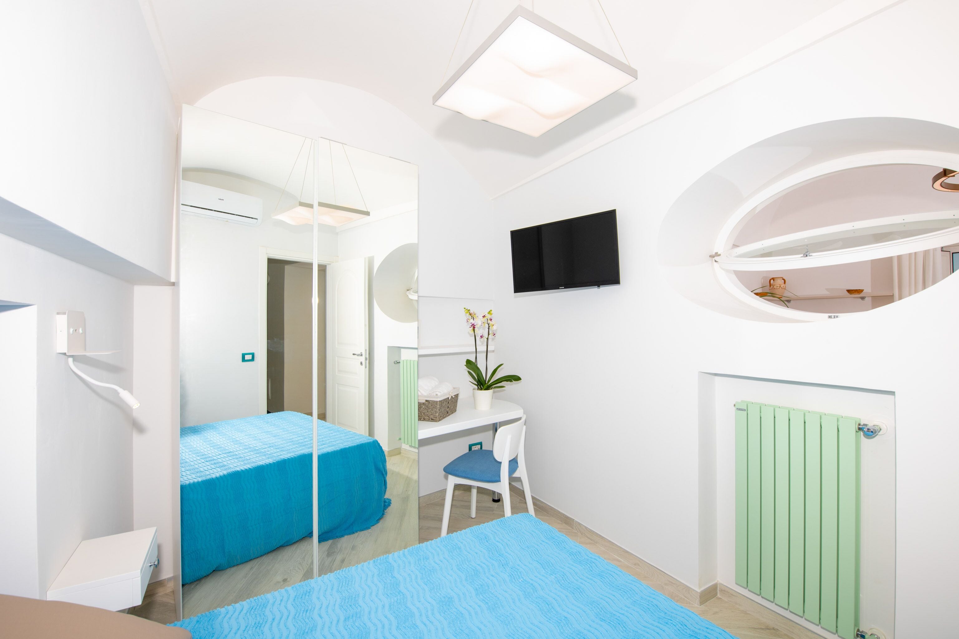 2 Schlafzimmer, Zimmersafe, Bügeleisen/Bügelbrett, WLAN