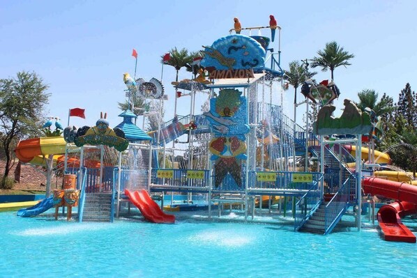 Pool - Palmerston Estate-Holiday Destination North of JHB (Randburg)