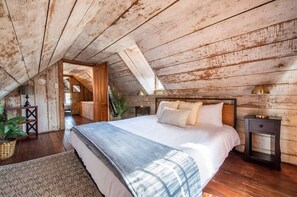 4 slaapkamers, een strijkplank/strijkijzer, reisbedje, wifi