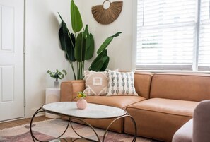 Televisión, oficina