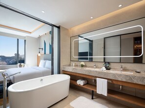 套房, 1 张特大床 (Living, Dining, Meeting)