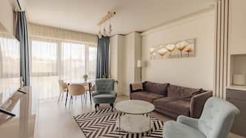 Executive Suite | Living area | 120-cm Smart TV with cable channels, TV, Netflix