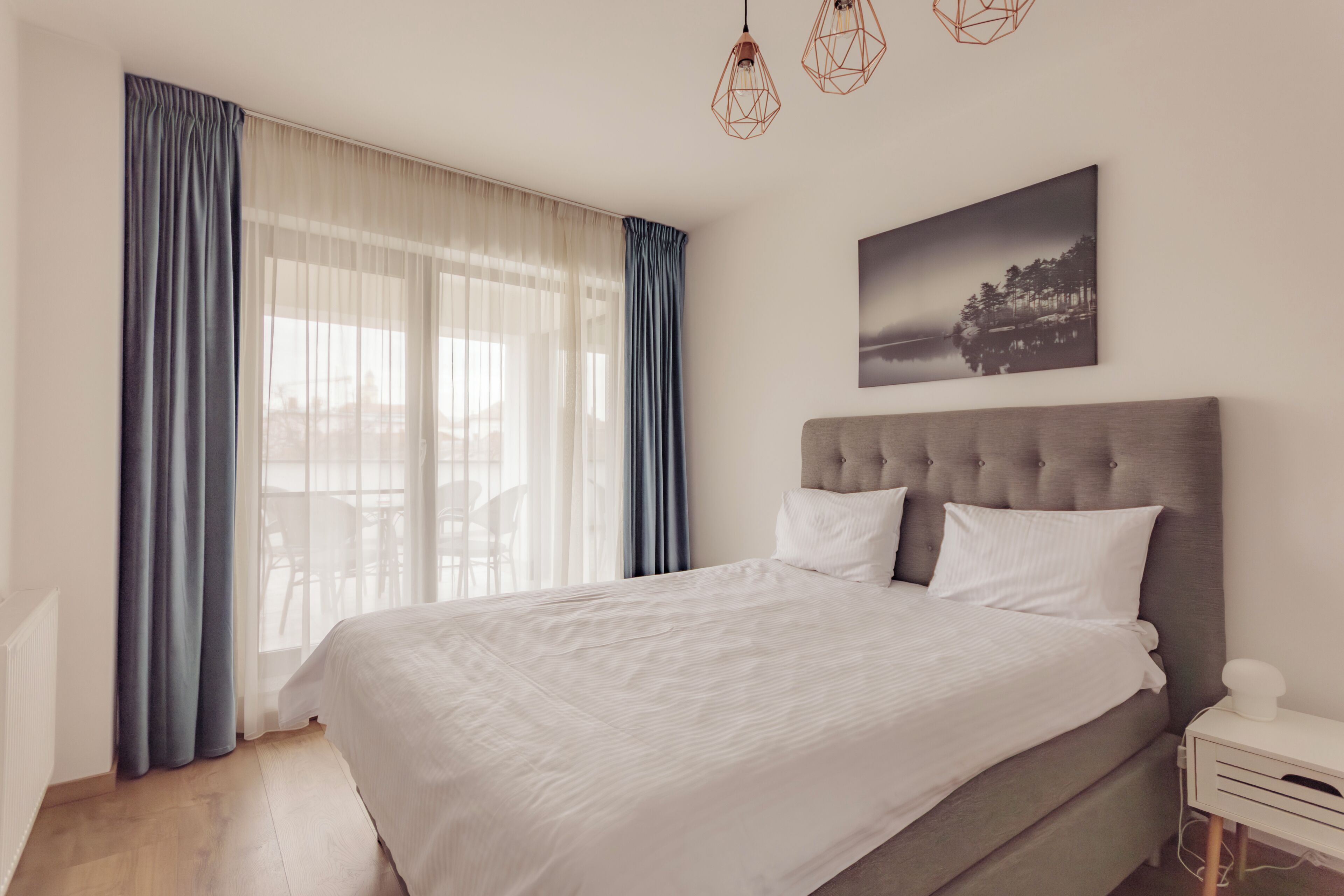 Suite Exécutive | Salle de séjour | TV connectée de 120 cm avec chaînes par câble, télévision, Netflix
