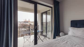 Suite Executive | Area soggiorno | Smart TV 120 cm con canali via cavo, TV, Netflix