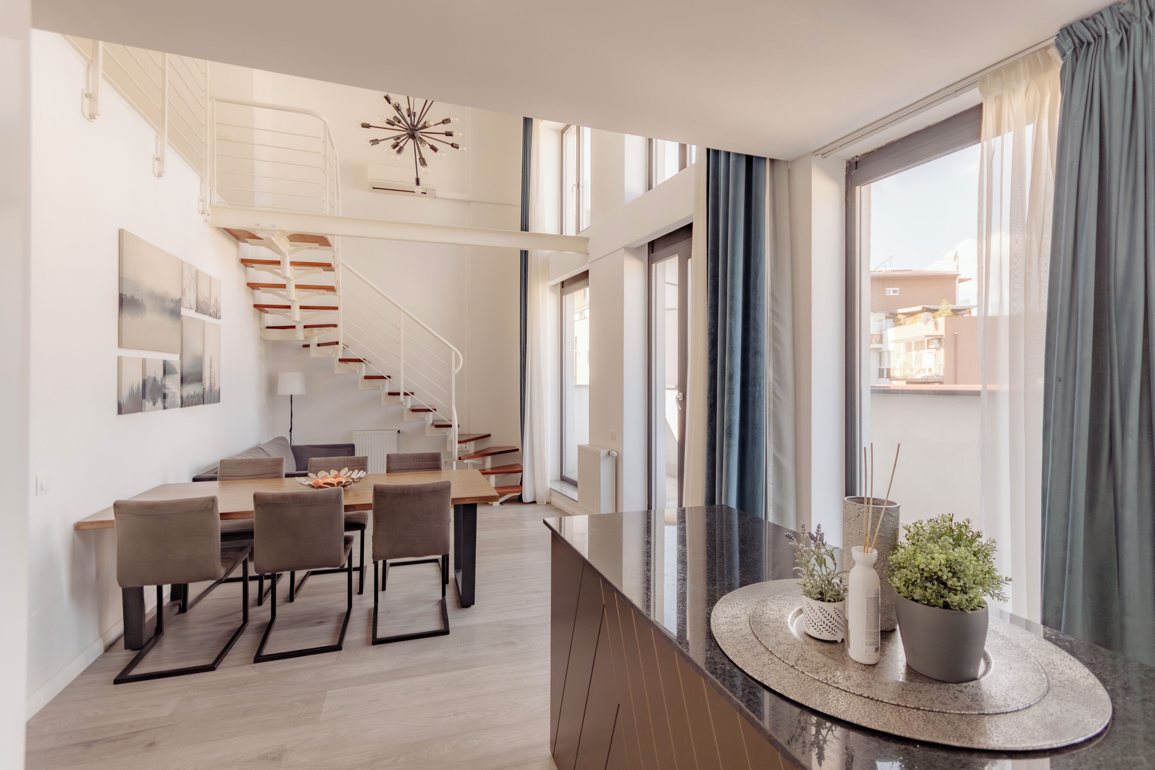 Grand Penthouse | Living area | 120-cm Smart TV with cable channels, TV, Netflix