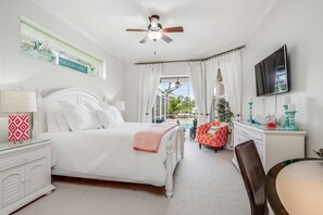 3 slaapkamers, een strijkplank/strijkijzer, wifi, beddengoed