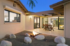 Unclassified image, 3 of 36, button