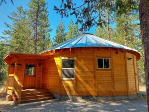 Exterior - Sunflower Yurt - Mazama special place (Mazama)