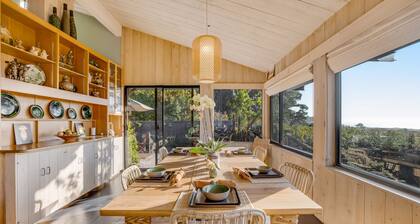 Gorgeous Esherick home with ocean views, hot tub, and trail to Black Point Beach