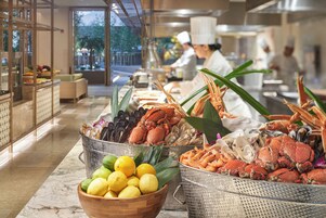 Breakfast, lunch and dinner served