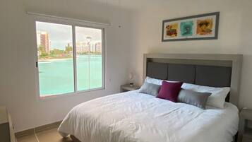 3 chambres, fer et planche Ă repasser, Wi-Fi, draps fournis