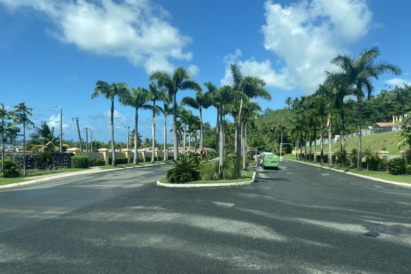 Entrance to comunity