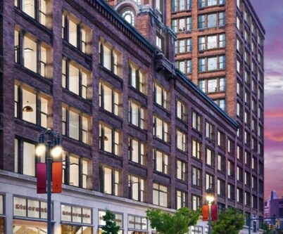 FABULOUS MID-CENTURY MODERN DESIGNED UNIT IN DOWNTOWN ROCHESTER