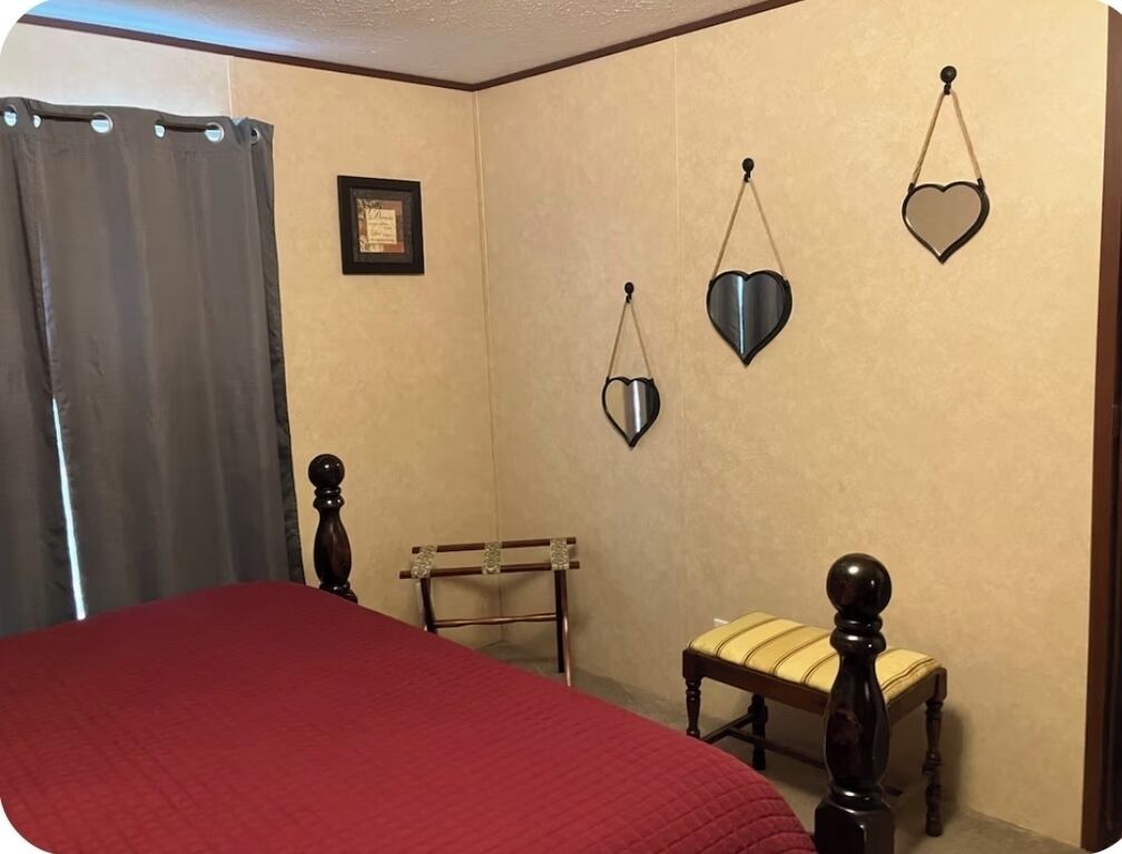 2 chambres, fer et planche à repasser, lit parapluie, Wi-Fi gratuit