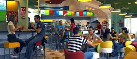 Bar (en la propiedad)
