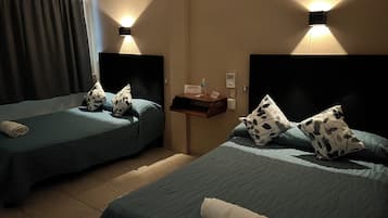 Standard Room, 2 Double Beds | Desk, iron/ironing board, free WiFi, bed sheets