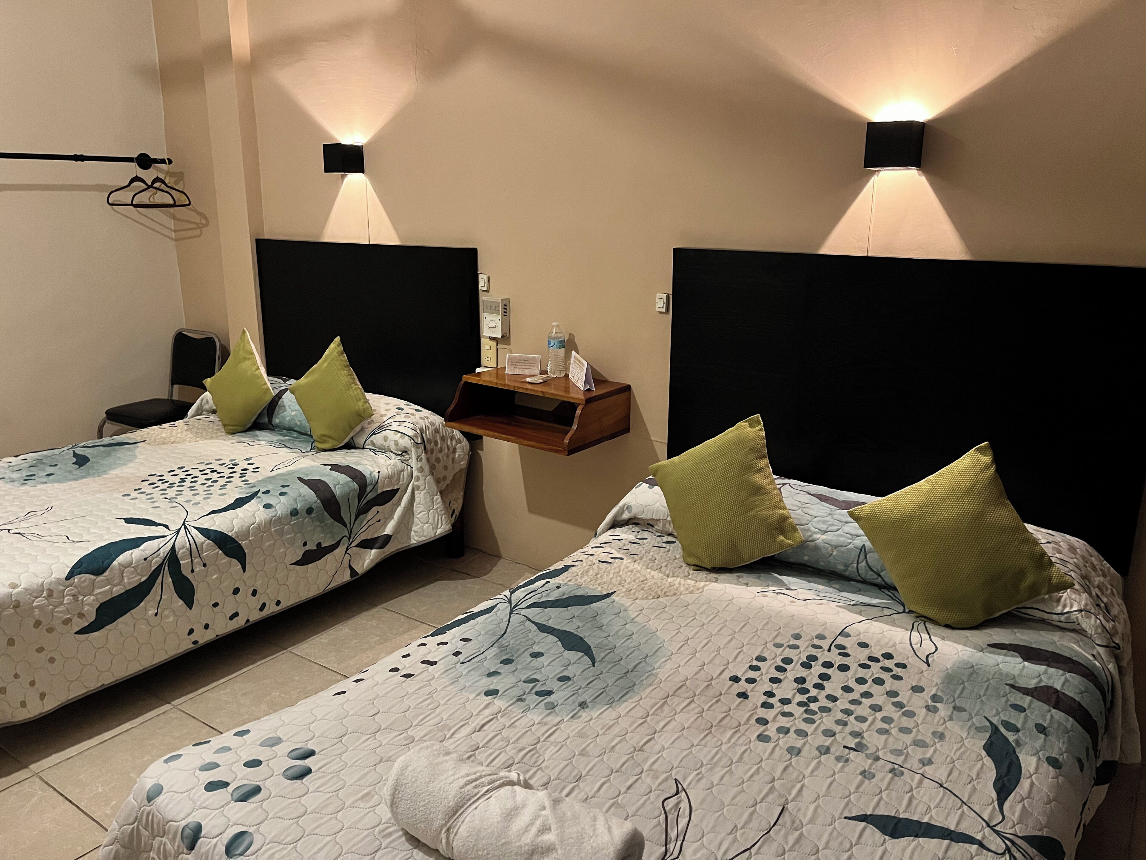 standard room, 2 double beds | desk, iron/ironing board, free wifi, bed sheets