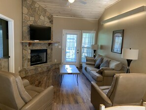 Cottage | Living area