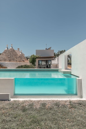 Piscine extérieure