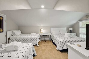 4 bedrooms, iron/ironing board, free WiFi, bed sheets