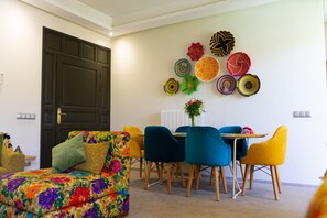 تناول الطعام