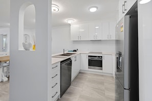 Microwave, oven, stovetop, dishwasher