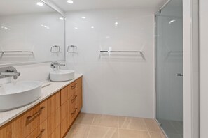 Ducha y bañera combinadas