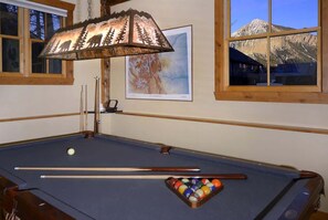 Spielezimmer