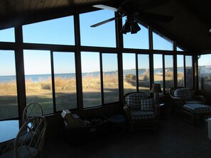 Interior - Little Bay Waterfront Retreat (White Stone)