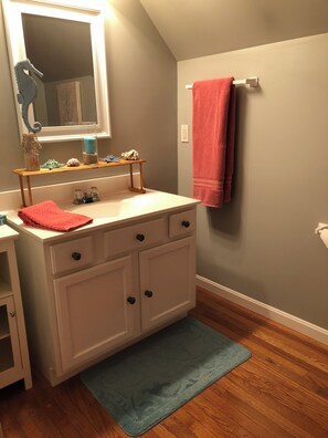 Hair dryer - My Happy Place :  Space for EVERYONE plus a PRIVATE POOL too! (Chincoteague)