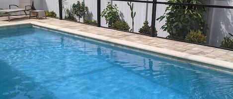 Piscine extérieure, piscine chauffée