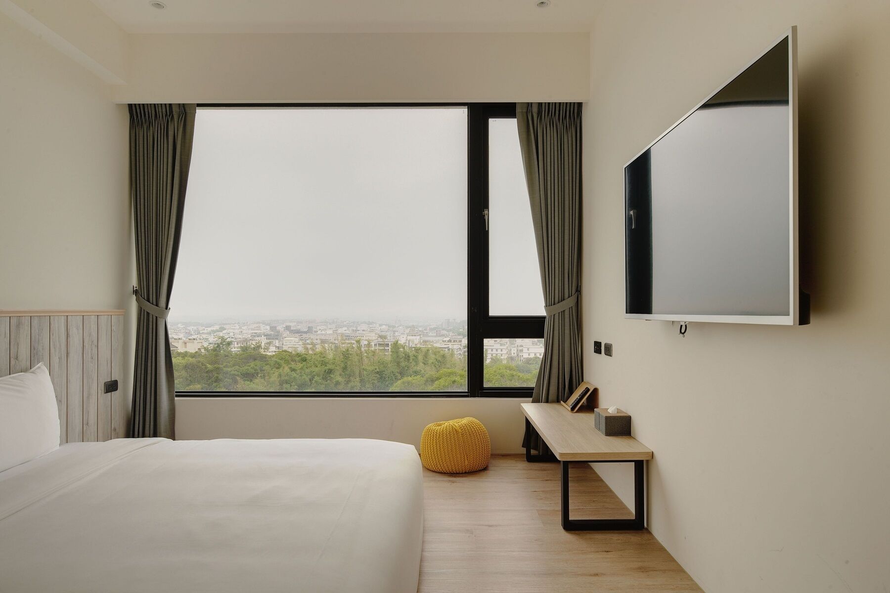 Sunshine Theme Room | Blackout drapes, free WiFi