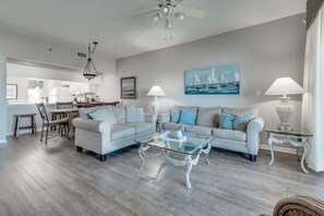 TV, offices - High Pointe Resort-GULF VIEWS and Pool view (Seacrest Beach)