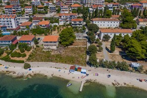 Accommodatie ligt op het strand