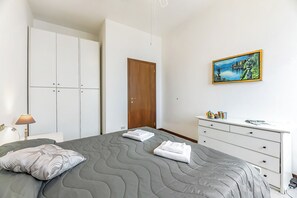 Familie appartement, meerdere slaapkamers, aan het meer (Bella Varenna) | 2 slaapkamers, beddengoed