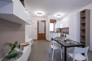 Family Apartment, Multiple Bedrooms (Menaggio Palphi) | Dining - Menaggio Palphi (Menaggio)