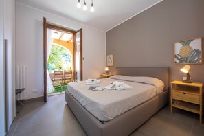Family Apartment, Multiple Bedrooms (Menaggio Palphi) | 2 bedrooms, iron/ironing board, free WiFi, bed sheets - Menaggio Palphi (Menaggio)