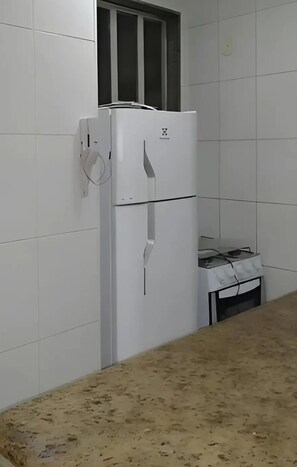 Geladeira, micro-ondas, liquidificador