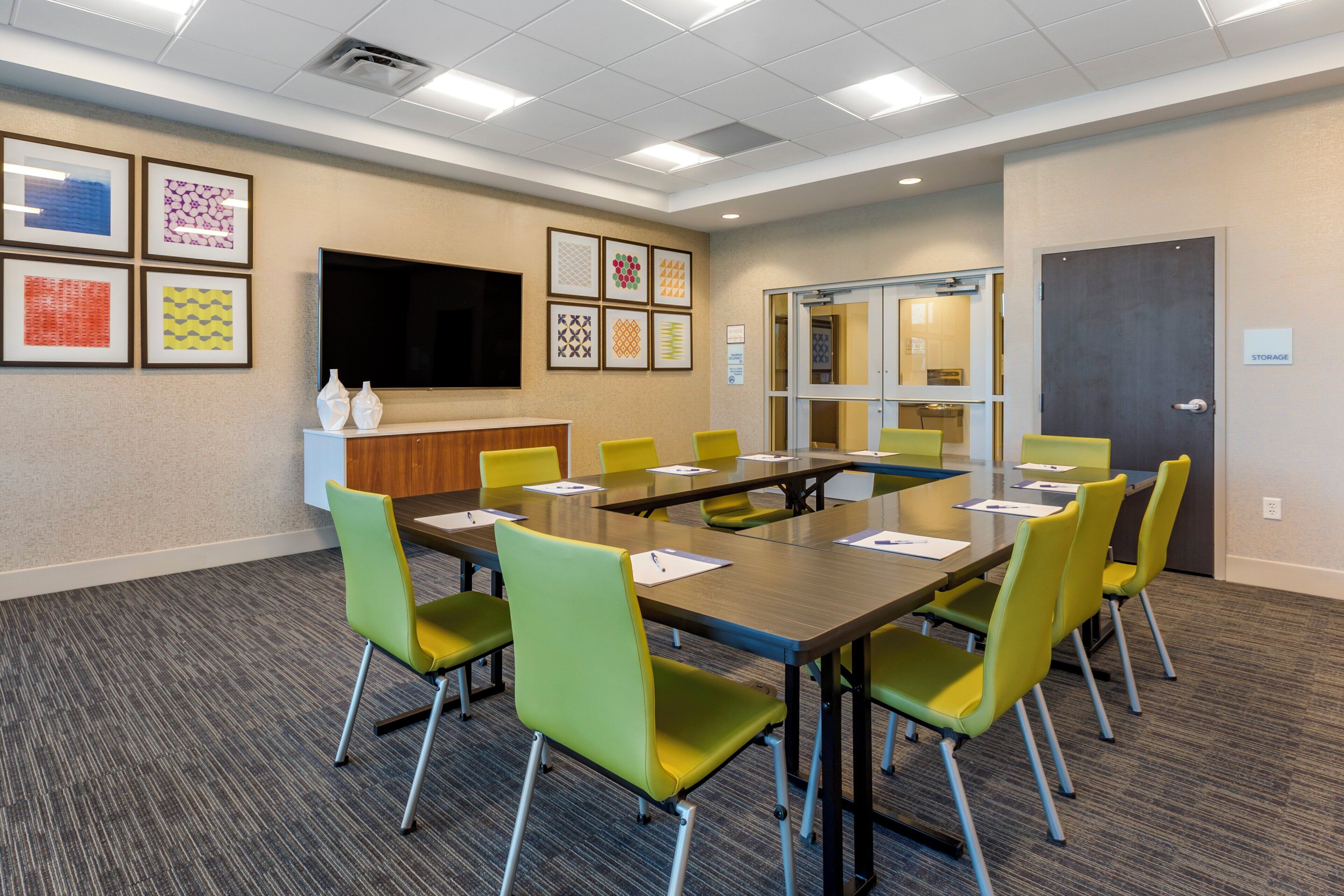 Photo - Holiday Inn Express & Suites Phoenix Dwtn - State Capitol by IHG