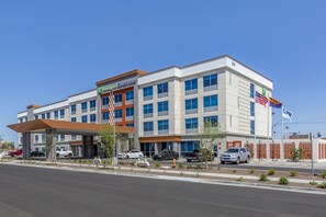 Exterior - Holiday Inn Express & Suites Phoenix Dwtn - State Capitol by IHG (Phoenix)