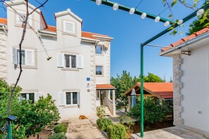 Apartment (Two Bedroom Apartment Marilena) | Exterior