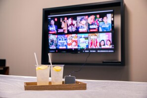 In-room dining - Hotel Dm (Seoul)