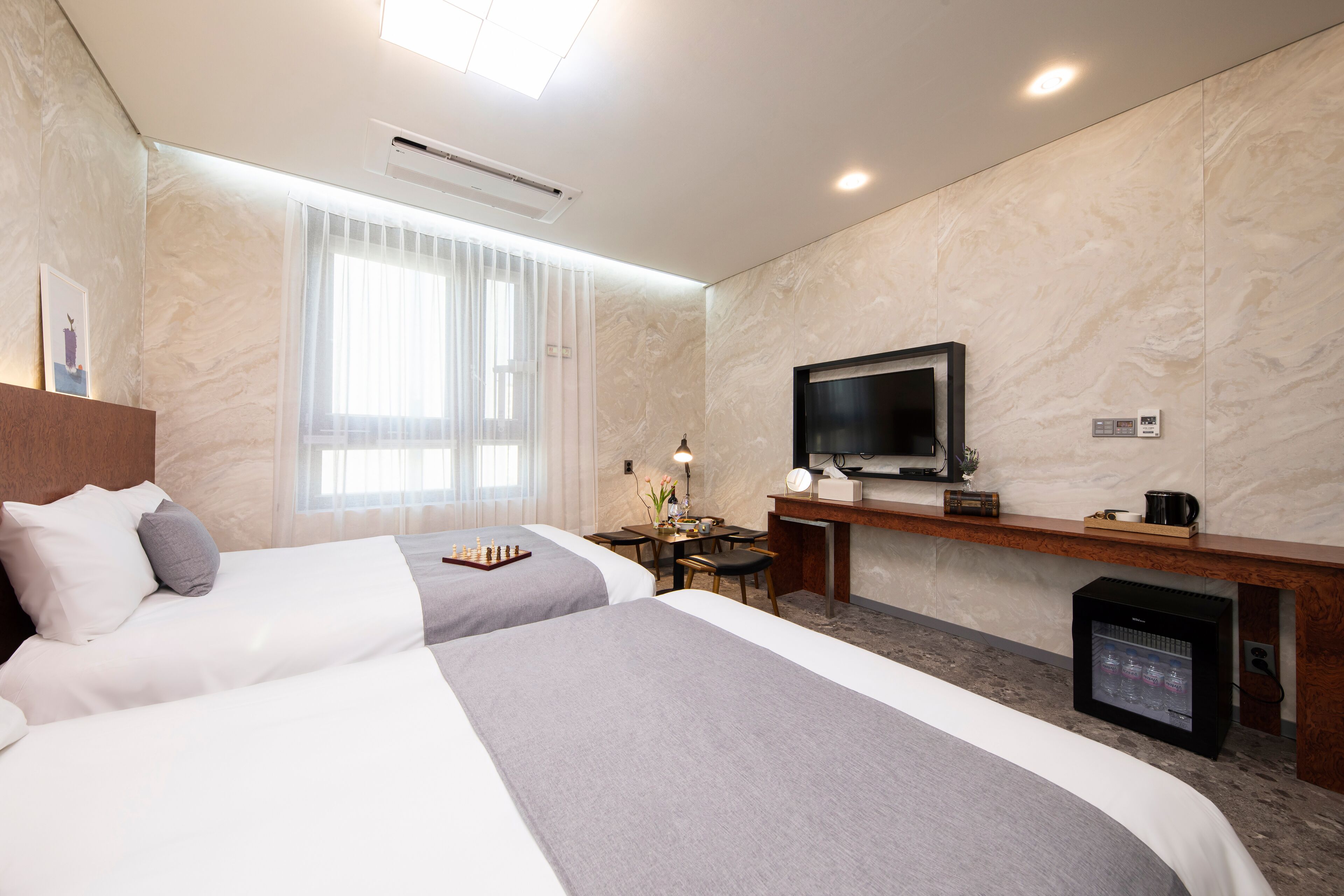 superior family room | 1 bedroom, soundproofing, iron/ironing board, free wifi