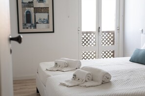 3 bedrooms, iron/ironing board, free WiFi, bed sheets - Marina Pearl - Vilamoura (Vilamoura)