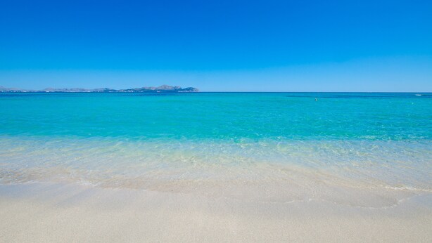 Beach nearby, white sand